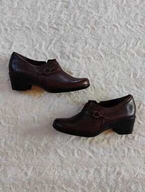 Clarks Collection Genette Curve Leather Side Zip Slip On Shoes